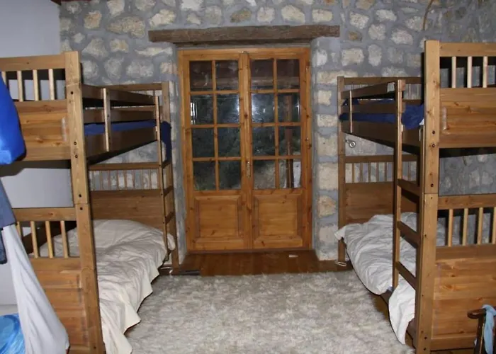 Arli House شاليه